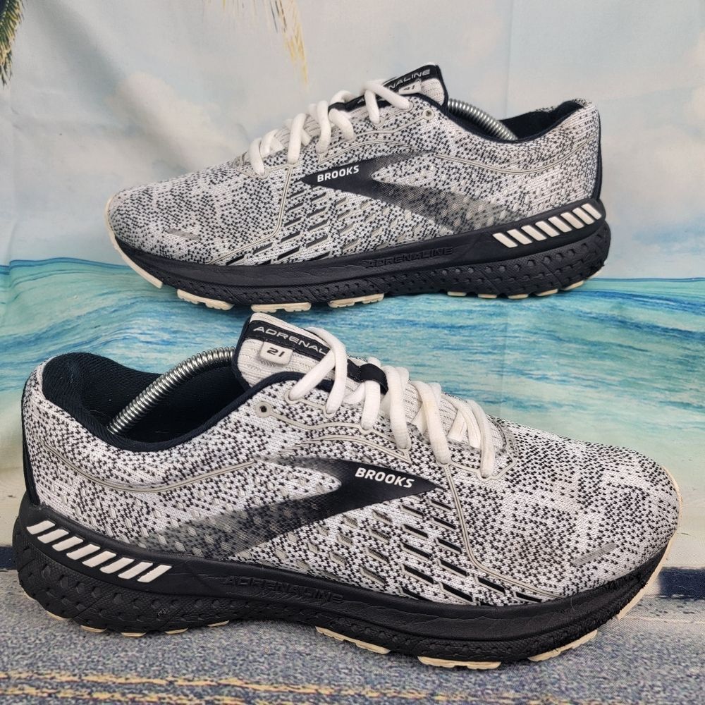 Brooks Adrenaline GTS 21 Black and White Athletic Shoes